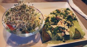 "Green heaven" at Vege Miasto in Warsaw