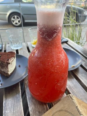 Strawberry lemonade 🍓 at Vege Miasto in Warsaw