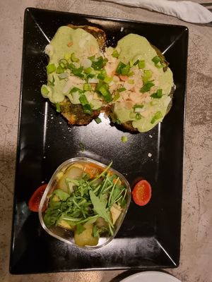 Foodgasm 🤤🥔 "Cudaki" and a side salad. at Vege Miasto in Warsaw