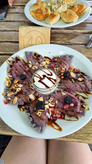 Blueberries and tofu at Vege Miasto in Warsaw