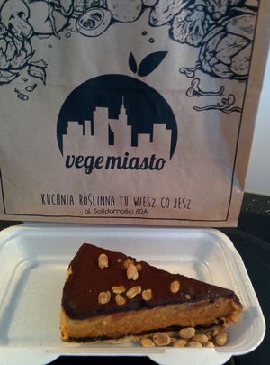 chocolate--peanut butter pie at Vege Miasto in Warsaw