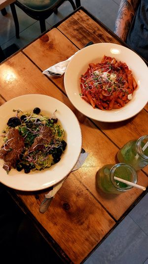 Penne arrabiatta & tagliatelles pesto ❤️ at Vege Miasto in Warsaw
