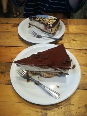 Peanut cake and "tiramisu" at Vege Miasto in Warsaw