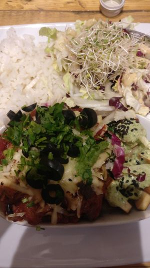 🍆 rice and salad at Vege Miasto in Warsaw