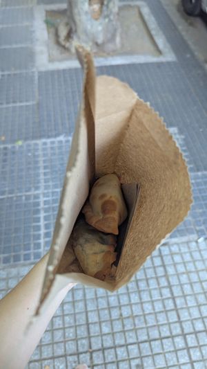 Empanadas para llevar at La Roti V in Ciudad Autónoma De Buenos Aires