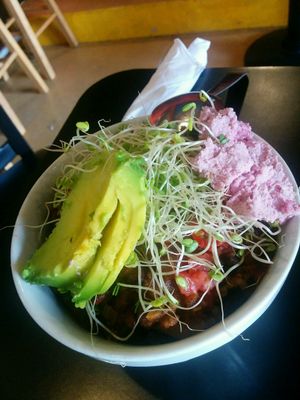 Vegan chilli bowl with extra cashew cheese and avocado at The Booch Bar in Hilo