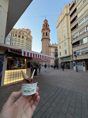  at Gelat del Mercat in Valencia