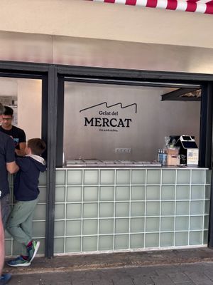  at Gelat del Mercat in Valencia