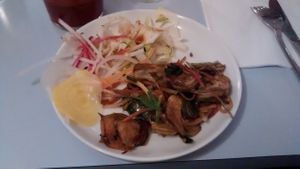 Roasted artichoke salad at Hobbes in Paris