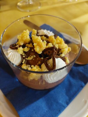 Mousse van chocolade at Lo Fai in Piacenza