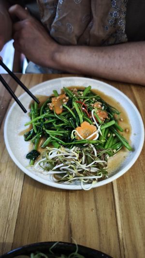 Spinach with garlic at Tuệ Minh Vegan Food & Drinks | Quán Chay Ngon Bình Thạnh in Thành Phố Hồ Chí Minh