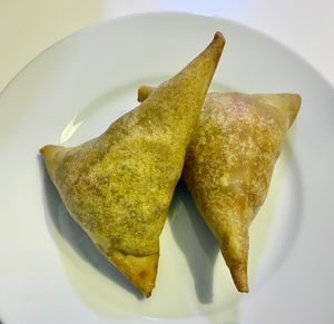 Vegetable samosas  at Poppadom Indian Takeaway in دبي