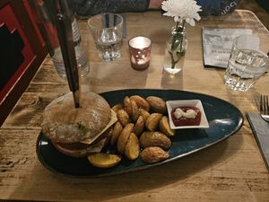 Veganer Burger at Fachwerk Hoffnungsthal in Nordrhein-westfalen