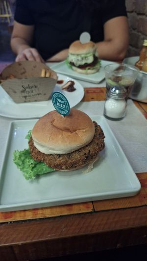 Lanche vegano (sem queijo) at Jazz Resto e Burgers in Sao Paulo