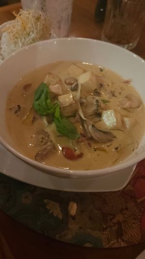 Curry al wok at Pad Thai in Santiago