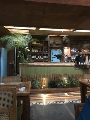 Bar at Pad Thai in Santiago