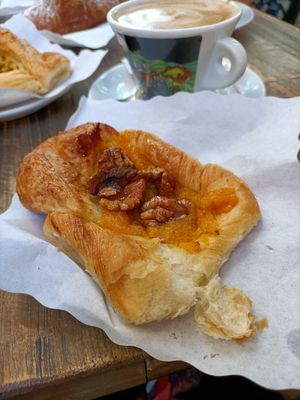 Sfogliatina con marmellata di arance e noci at Caffe Trastevere in Rome