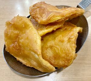 Potato fritters  at Bob's Fish & Chips in دبي