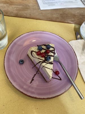 raw blueberry cheesecake   at InFusion in Genoa