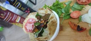 Hummus and crispy bread at Experimental station rainbow 12 in Bansko