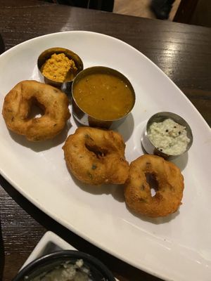 Uzhunnu Vada  at Tharavadu in Leeds