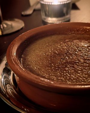 Crème brûlée at Présent in Paris