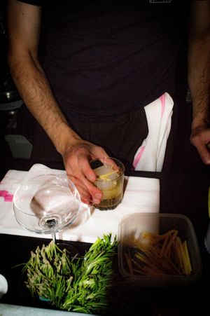  at Présent in Paris