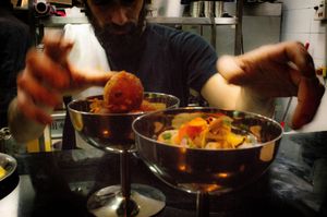  at Présent in Paris