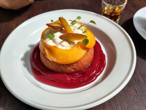 Baba au rhum at Présent in Paris