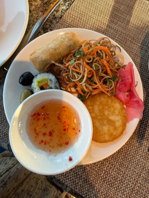 Various vegan appetizers at Ding Doong Restaurant in Hà Nội