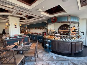  at Ding Doong Restaurant in Hà Nội