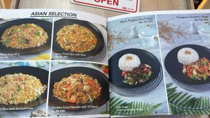 Menu  at Imperial Tables Vege Tzu Chi Hospital PIK in Jakarta Utara