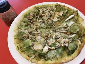 10” pine nuts, pesto & mushroom pizza with vegan cheese (NT$219) at Elite Pizza 依禮鮮蔬手工披薩 in Taichung