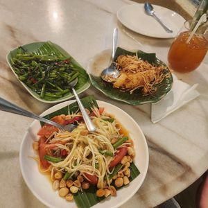 Papya Salad, Morning Glories, Pomelo Salad, Lime iced tea at Harmonique in Krung Thep Maha Nakhon