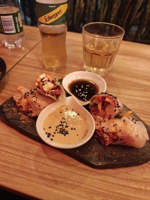 Vietnamese rolls at Namu in Bogota