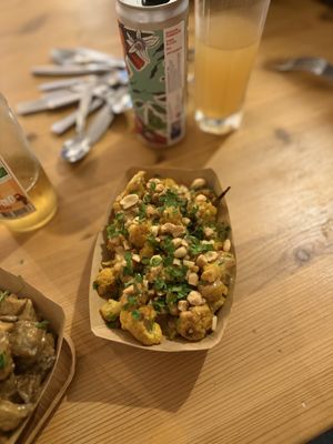 Fried cauliflower   at La Dévoreuse in Pays De La Loire