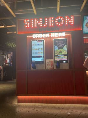   at Sinjeon Chatswood in Willoughby City Council