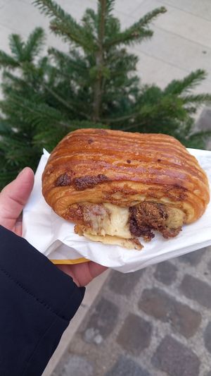 "le suisse" 3€ at Pastry by Pauty in Dijon