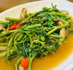  at Ekthip Chokdee Vegetarian Chinese and Non-Vegetarian Chinese Cuisine Restaurant in Chang Wat Chiang Mai