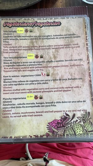 Menu  at Chifa La Familia Feliz in La Fortuna