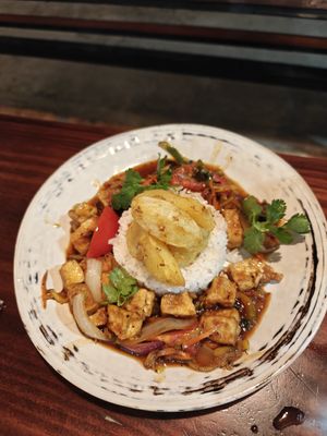 Tofu saltado at Chifa La Familia Feliz in La Fortuna