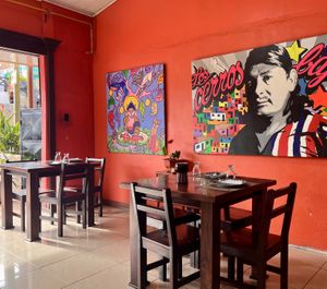 Tables  at Chifa La Familia Feliz in La Fortuna