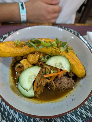 Tuca tuca at Chifa La Familia Feliz in La Fortuna