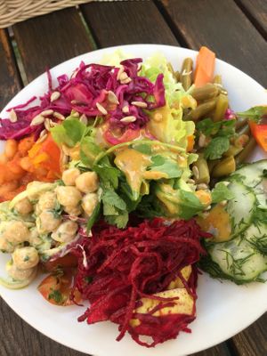 phenomenal salat buffet at Strandgut in Bad Schandau