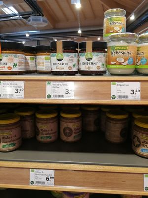 Aufstriche at Dottenfelder Hofladen in Bad Vilbel