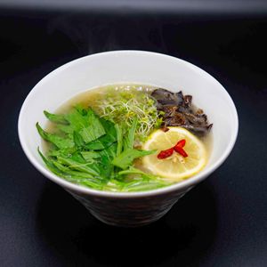 塩ラーメン
ヴィーガン
グルテンフリー
五葷無し at MERCY Vegan Ramen in Osaka