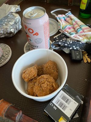 Strawberry vanilla ollipop and chik’n nuggets at Street Beet in Detroit