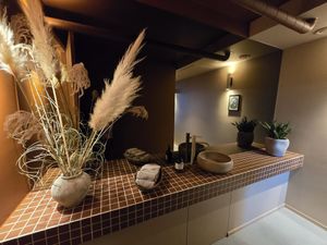 Sink at toilets at Dirt.  in Ghent