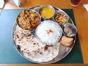 Comida e atendimento maravilhosos. Vale muito conhecer 🙏😃 at Curry’s in São Paulo