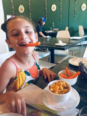 Kid’s Mac n’ Cheez with carrots at Avo in Nashville